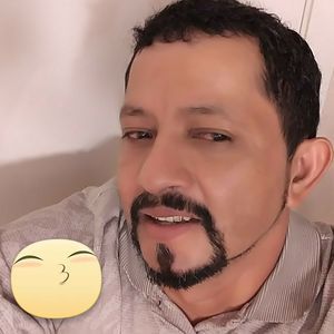 Meet your Posher, Gustavo adolfo